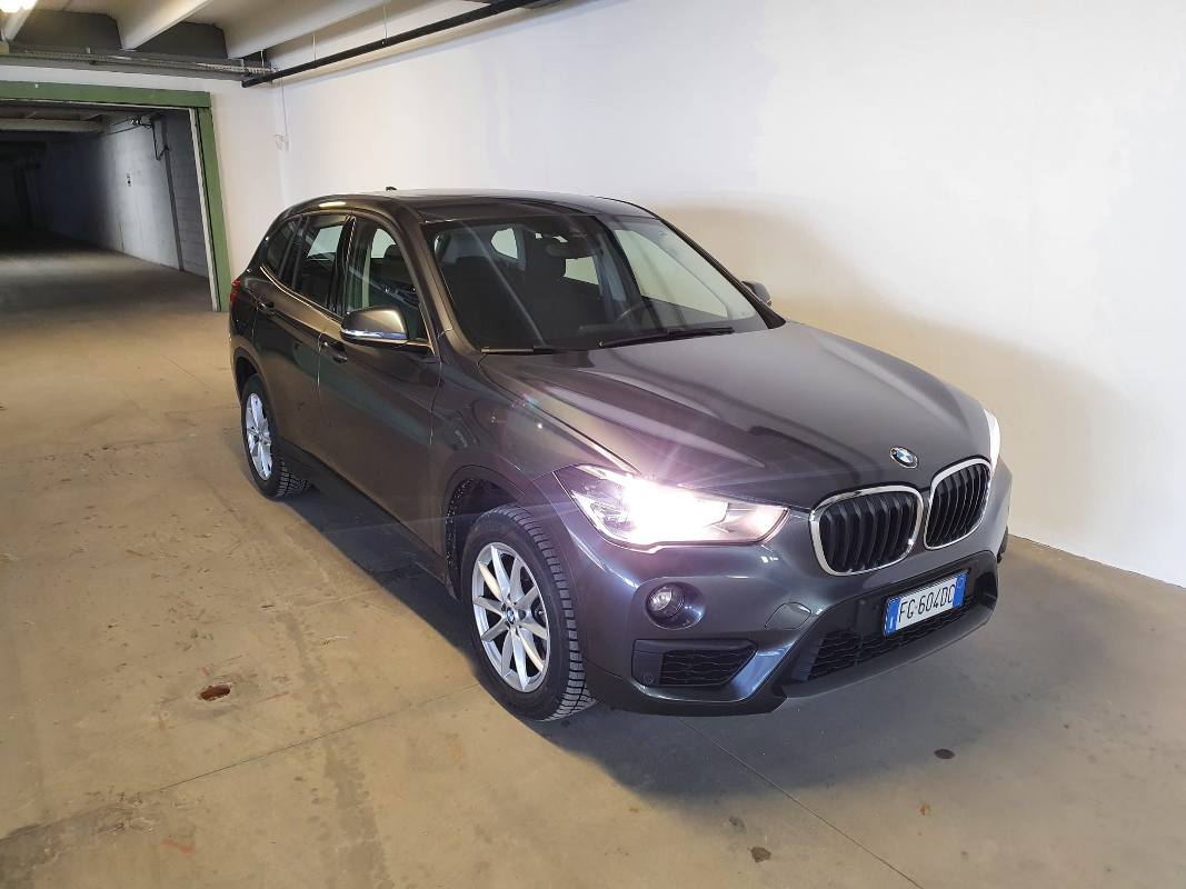 BMW X1 xDrive 20d Business Sport utility vehicle 5-door