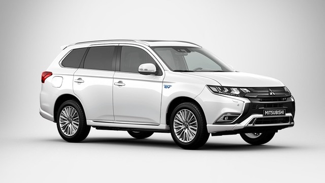 MITSUBISHI Outlander 2.4 MIVEC 4WD PHEV Instyle Plus SDA