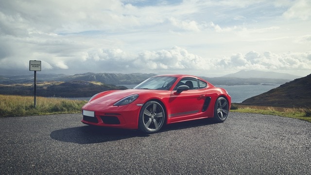 PORSCHE 718 Cayman 2.0 T