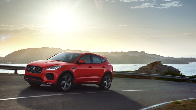 JAGUAR E-Pace 2.0 AWD aut. Chequered Flag